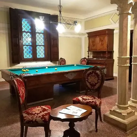 Gospodarstwo agroturystyczne Castello Di Valenzano