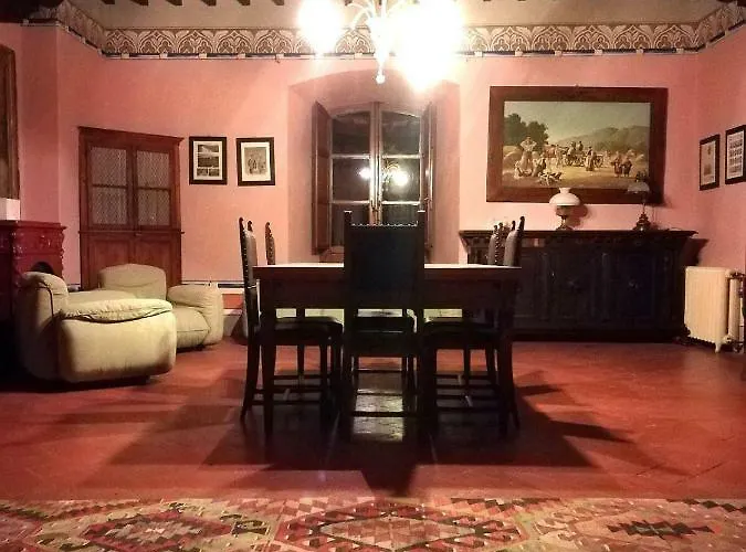 مزرعة للإقامة Castello Di Valenzano أريتسو