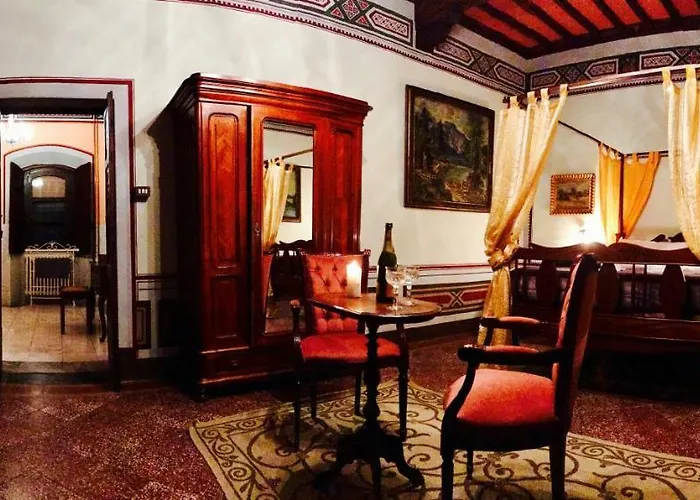 مزرعة للإقامة Castello Di Valenzano أريتسو